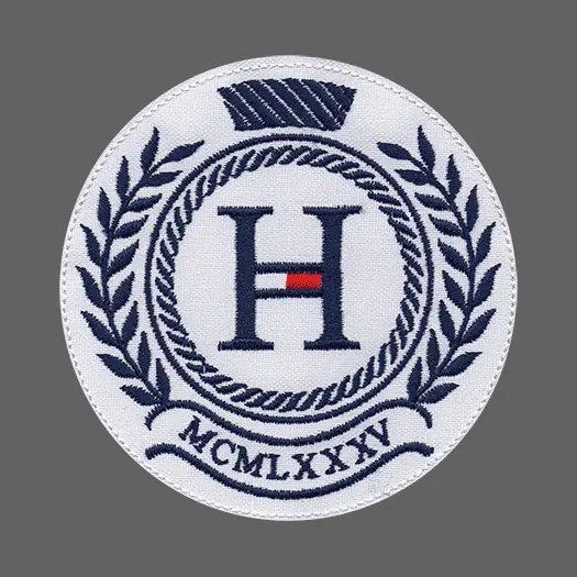 Tommy Hilfiger escudo