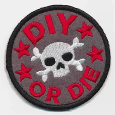 Parche Bordado DIY or die