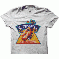 Camiseta Camel piramide