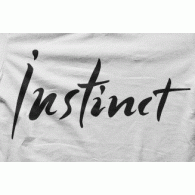 Camiseta Instinct-detalle Camiseta Instinct-detalle
