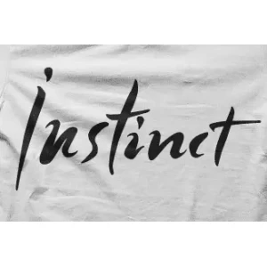Camiseta Instinct-detalle
