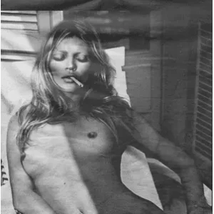 Camiseta Kate Moss-detalle