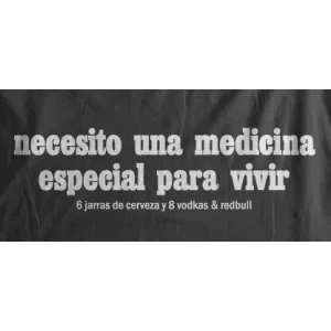Camiseta Medicina y vodka-detalle
