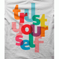 Camiseta Trust-yourself-detalle