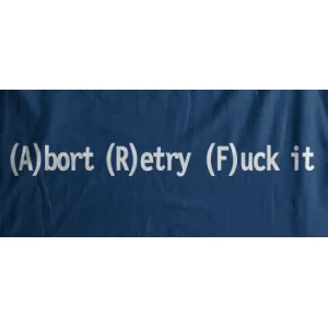 Camiseta abort retry-detalle