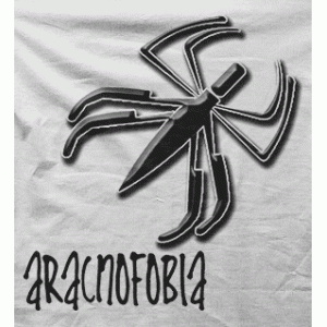 Camiseta aracnofobia-detalle