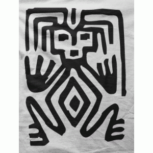 Camiseta arte tribal-detalle