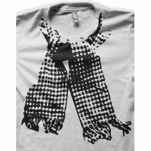 Camiseta bufanda-detalle