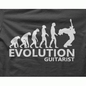 Camiseta evolucion guitarrista-detalle