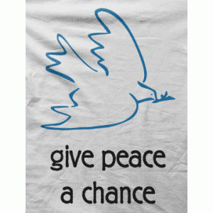 Camiseta give peace-detalle