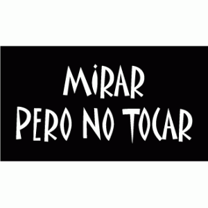 Camiseta mirar pero no tocar-detalle