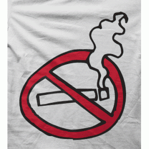 Camiseta prohibido fumar-detalle