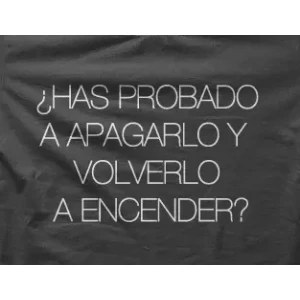 Camiseta reiniciar-detalle