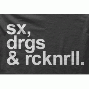 Camiseta sexo drogas y..-detalle