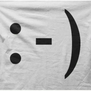 Camiseta sonrisa-detalle