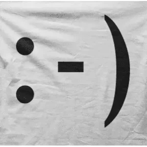 Camiseta sonrisa-detalle