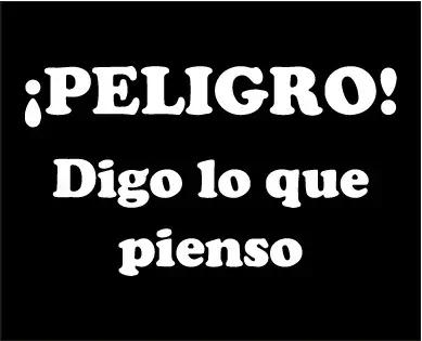 Camiseta Digo-lo-que-pienso-detalle