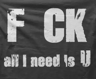 Camiseta Fck all i need-detalle