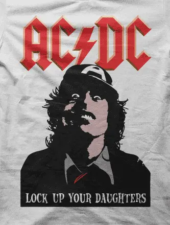 Camiseta Lock up your daughters-detalle