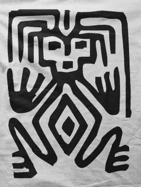 Camiseta arte tribal-detalle