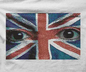 Camiseta cara UK-detalle