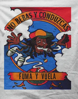 Camiseta fuma y vuela-detalle