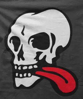 Camiseta lengua calavera-detalle