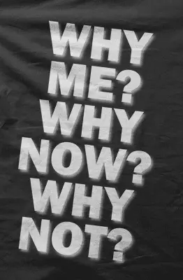 Camiseta why me-detalle